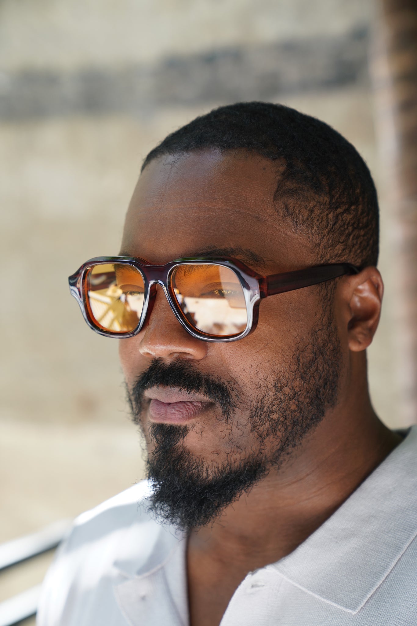 Vintage Brown Square Sunglasses – Retro Transparent Frame with Orange Tinted Lenses