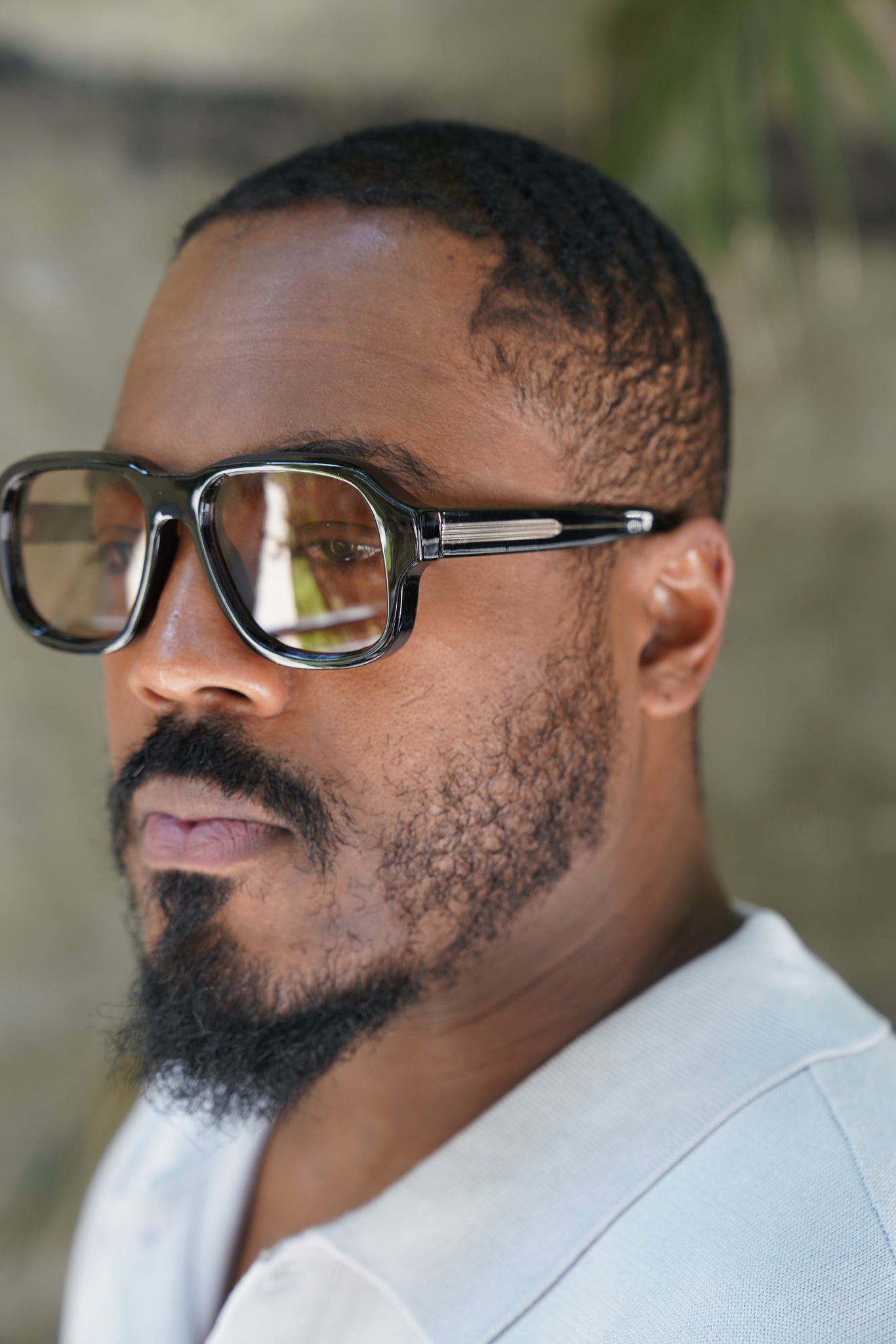 Vintage Black Square Sunglasses – Retro Transparent Frame with Brown Tinted Lenses (Copy)