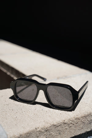 Vintage Black Square Sunglasses – Retro Transparent Frame with Black Tinted Lenses