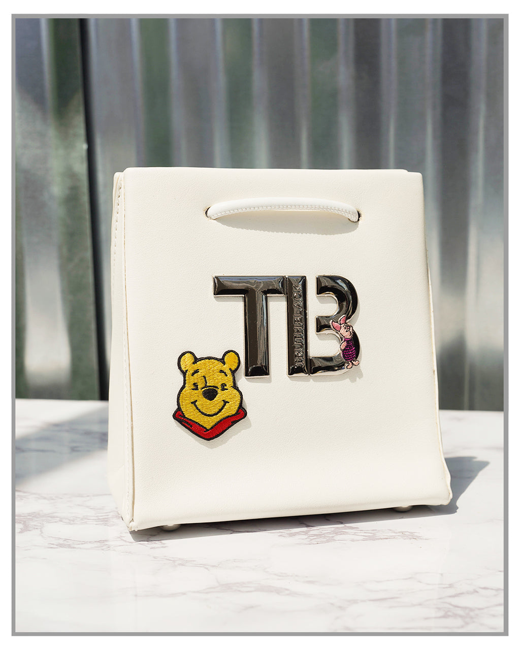 Winnie and Piglet Off-White Gift Me Bag Mini - truthBlack